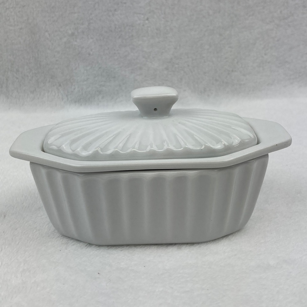 Cooke Street Baby Butter Boat White Ceramic Lidded Dish 6.5” VTG